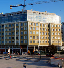 MAYO 2014. Trabajos de impermeabilizaci�n y carga de fachadas.