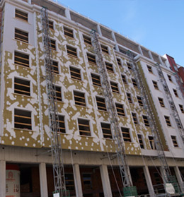 MAYO 2014. Trabajos de impermeabilizaci�n y carga de fachadas.