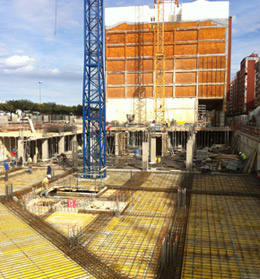 Trabajos de estructura. Planta baja, nivel calle.